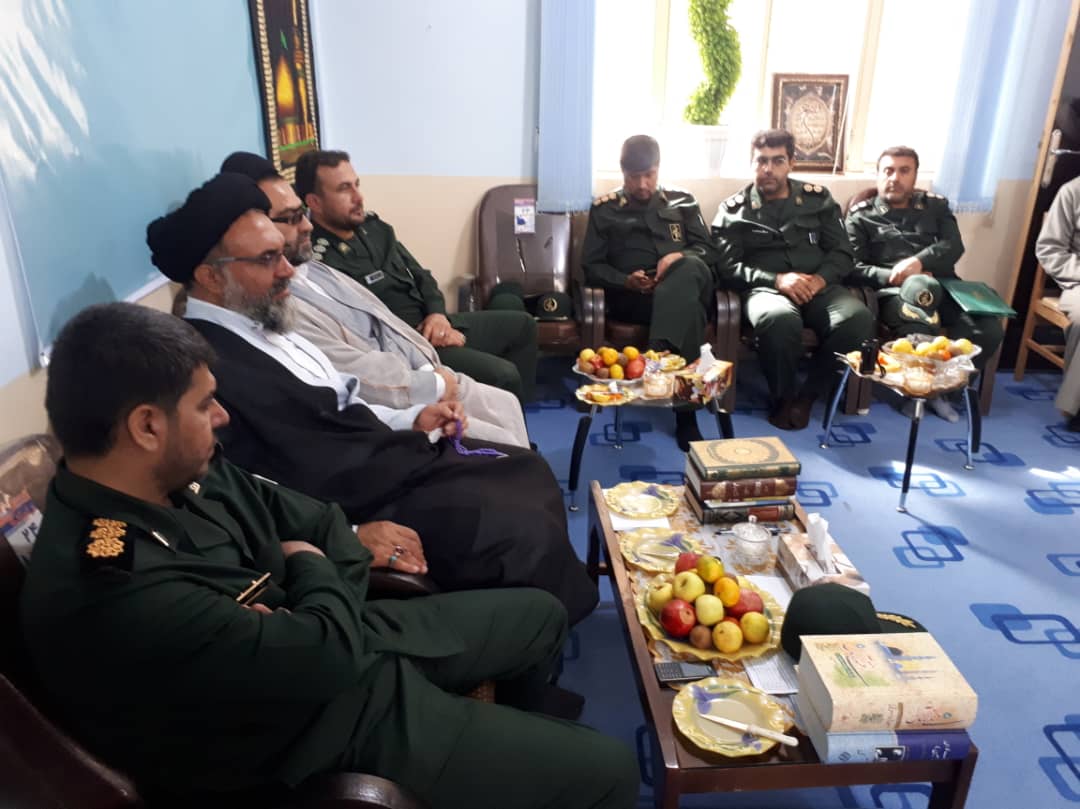 دیدارفرمانده سپاه فتح استان کهگیلویه و بویراحمد با امام جمعه شهر دهدشت/گزارش تصویری